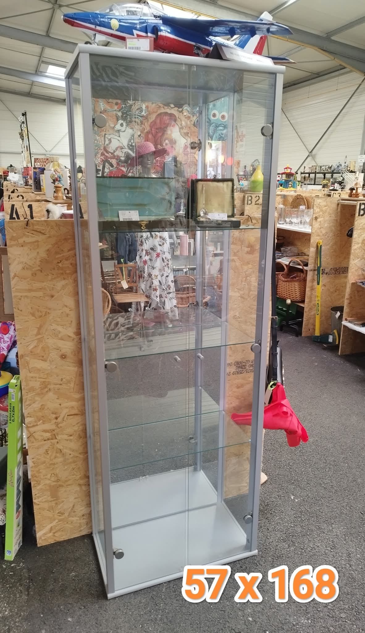 visuel Stand PETITE VITRINE